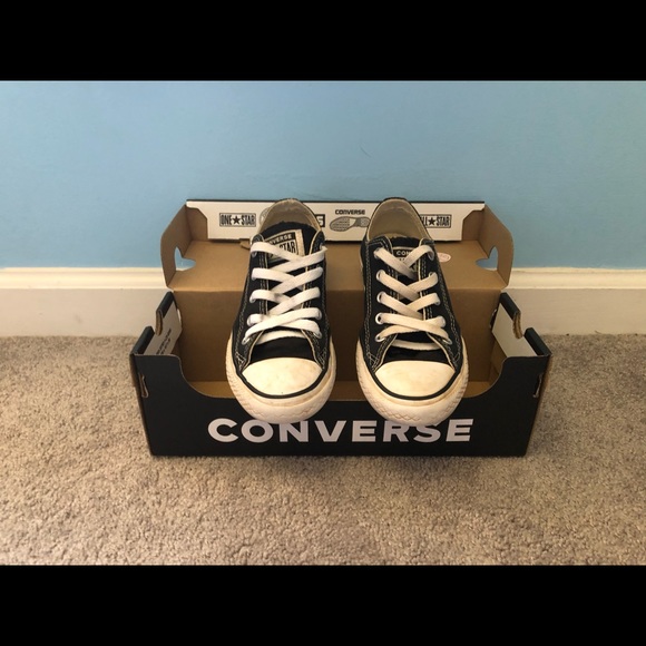 Converse Other - Converse Chuck Taylor Girls Low Top